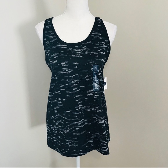 NEW Gap workout tank - Picture 1 of 7